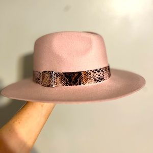 Hard to find- Eugenia Kim Pink Wool Fedora